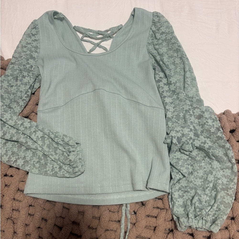 Willow Mint Lace-Sleeve Ribbed Top
